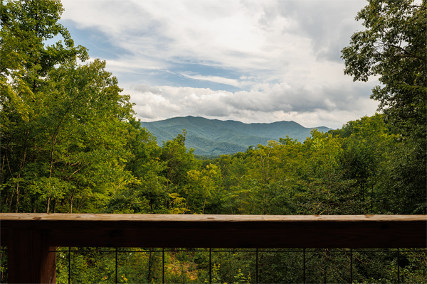 Mountain Time  Next to the great smoky mountain nataional park